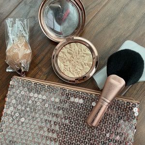 MAC Whisper Of Gilt Highligter Holiday Set